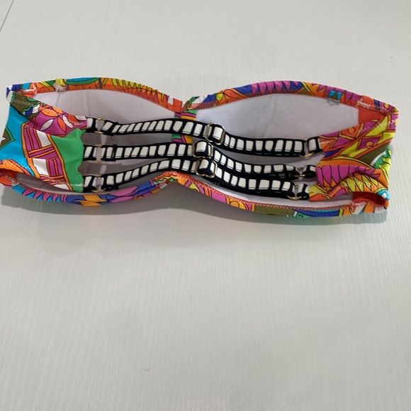 Trina Turk bikini top size 6 - Picture 2 of 4